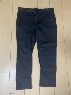 H&M スリムフィット ズボン　ブラック 32/30のサムネイル