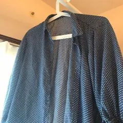 水玉シャツ