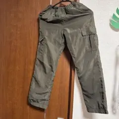 GU カーゴパンツ オリーブ色