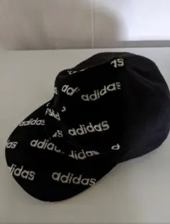 adidas 総柄 ロゴ キャップ ブラックのサムネイル