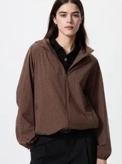 ユニクロUNIQLOポケッタブルUVカットパーカ NANODESIGNチェック