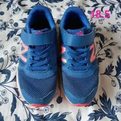 New Balance キッズシューズ 18.5cm 青