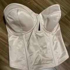 THE TREAT DRESSINGブライダルインナー ベージュ E70