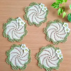 No.224　レース編み　ドイリー　モチーフ　ハンドメイド
