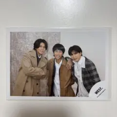 WEST. 公式写真 【小瀧望・濵田崇裕・藤井流星】