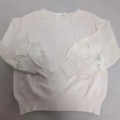 grove ホワイト　袖レース 　長袖ニット