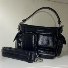 ゆずれもん様ANNA SUI マルチポケット ショルダーバッグ 2way - メルカリ