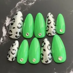 ネイルチップ 現品 ギャルネイル ヒョウ柄ネイル 派手ネイル ポップネイル