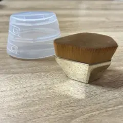 ザフェイスショップ　パウダーファンデーション　メイクブラシ　フェイスブラシのサムネイル