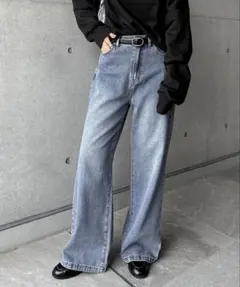 ライトブルーセミフレアデニム