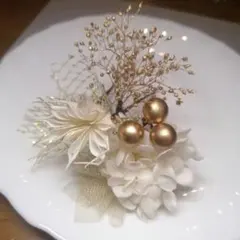 ドライフラワー髪飾り　成人式　結婚式　七五三　発表会　リボン　ホワイト