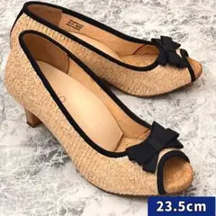 【美品/23.5】ヒール5.5cm NUOVO 夏パンプス 濃紺リボンのサムネイル