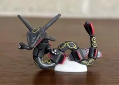 【最終値下げ】ポケモン　バスボール　黒いレックウザ　びっくらたまごDX