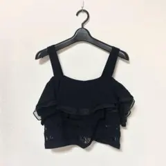 MERCURY DUO フリル付きオフショルダー リボンキャミソール ブラックのサムネイル