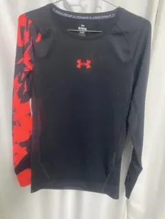 Under Armour 長袖アンダーシャツ ブラック/レッド