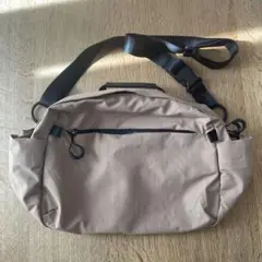 ミレスト　MILESTO TROT ショルダーバッグ　ベージュ
