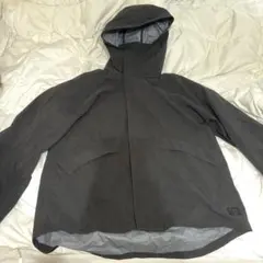 adidas マウンテンパーカー