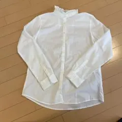 earth music & ecology フリル襟 白シャツ