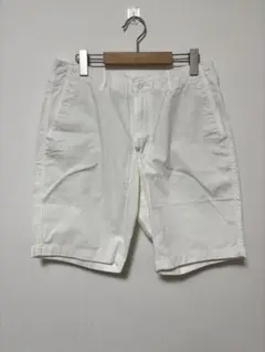 ユニクロ チノショーツ M ホワイト 美品
