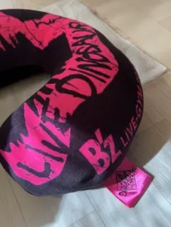 B’z DINOSAUR 2WAY クッション ネックピロー