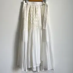 【美品✨】FURFUR ロング チェック スカート シアー プリーツ ホワイトのサムネイル