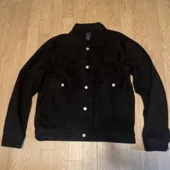 短丈ブラックデニムジャケット