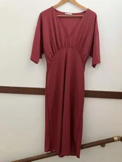 ZARA 赤 Vネック 半袖 ロングワンピース