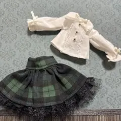 2026年最新】着せ替え服・アウトフィットの人気アイテム - メルカリ