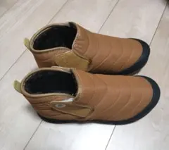 裏起毛付き　男女兼用防寒ボアブーツ