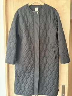 黒のキルティングジャケット 膝丈