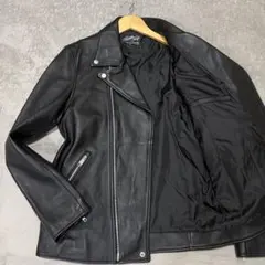 Item thumbnail for item 56861bd9-7bc7-4e69-8de6-74e109560ce6