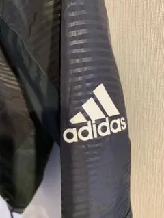 adidas ピステ ウィンドブレーカー ブラックグレー130サイズ アディダスのサムネイル