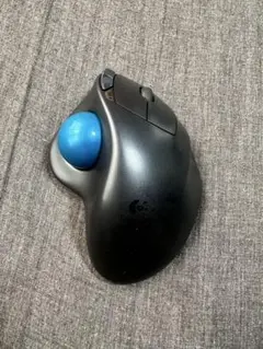 トラックボール
