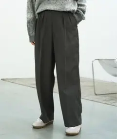 【WYM LIDNM】 WIDE TUCK SLACKSのサムネイル