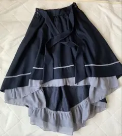 フィッシュテールスカート 紺色 フリル装飾のサムネイル