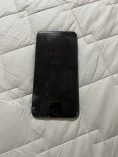 iPhone 8 64GB ブラック ジャンク 画面背面割れ 利用制限◯ - メルカリ