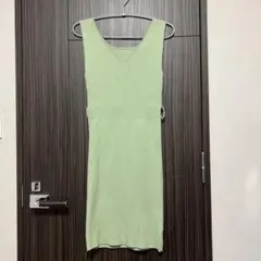 リップサービス　タイトワンピース