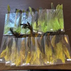 羽毛セット（緑・黄・黒）