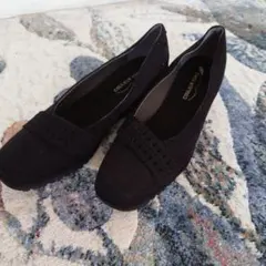 スエード フラットシューズ