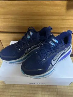Nike ボメロ18 25.5cm