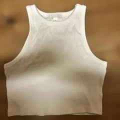 ホワイト クロップドタンクトップ