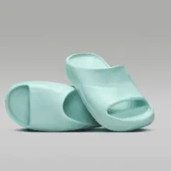 Item thumbnail for item adc7f95e-7a86-40e3-89fa-fb8d26ae8e32