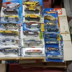 最終値下げ Hot Wheels ミニカー 21台セット まとめ売り - メルカリ