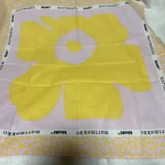 マリメッコ⭐︎スカーフ正規品⭐︎ウニッコ柄新品未使用品タグ付き⭐︎ピンク✖️イエロー