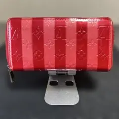 【ジャンク品】 ヴェルニ ジッピーウォレット ポムダムール・レイユール