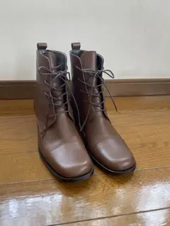 レディース　ブラウン レースアップ ショートブーツ　24cm