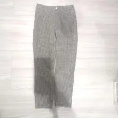 UNIQLO　チェック柄スリムフィットカジュアルパンツ