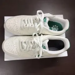 NIKE コート ビジョン スニーカー ホワイト グリーン　26.5cm