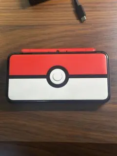 Newニンテンドー2DS LL モンスターボールエディション