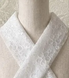 半衿 オフホワイト ゴールド糸 刺繍 スパンコール レース半衿 成人式 卒業式